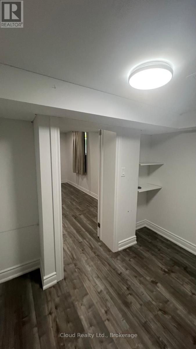 284 Landsborough Basment Avenue, Milton, Ontario  L9T 0T4 - Photo 13 - W12645102