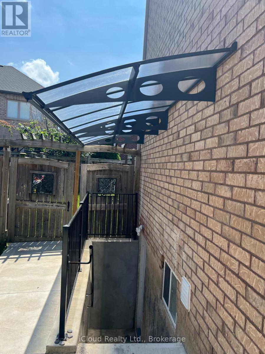 284 Landsborough Basment Avenue, Milton, Ontario  L9T 0T4 - Photo 3 - W12645102