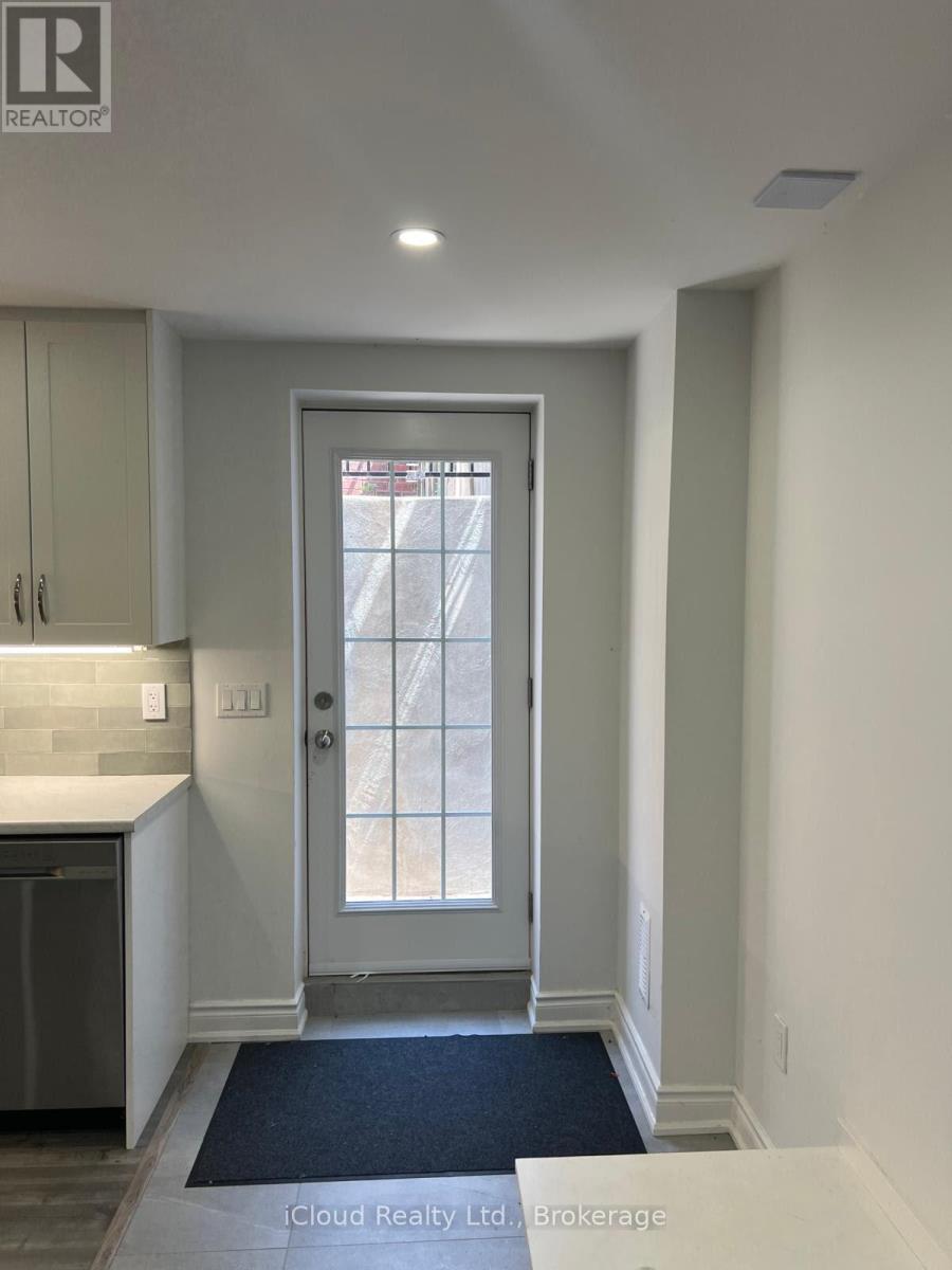 284 Landsborough Basment Avenue, Milton, Ontario  L9T 0T4 - Photo 4 - W12645102