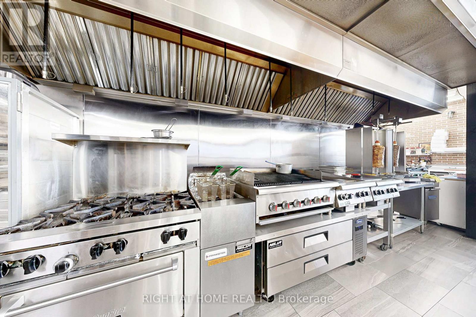 1 - 3350 Dufferin Street, Toronto, Ontario  M6A 3A4 - Photo 14 - W12645110