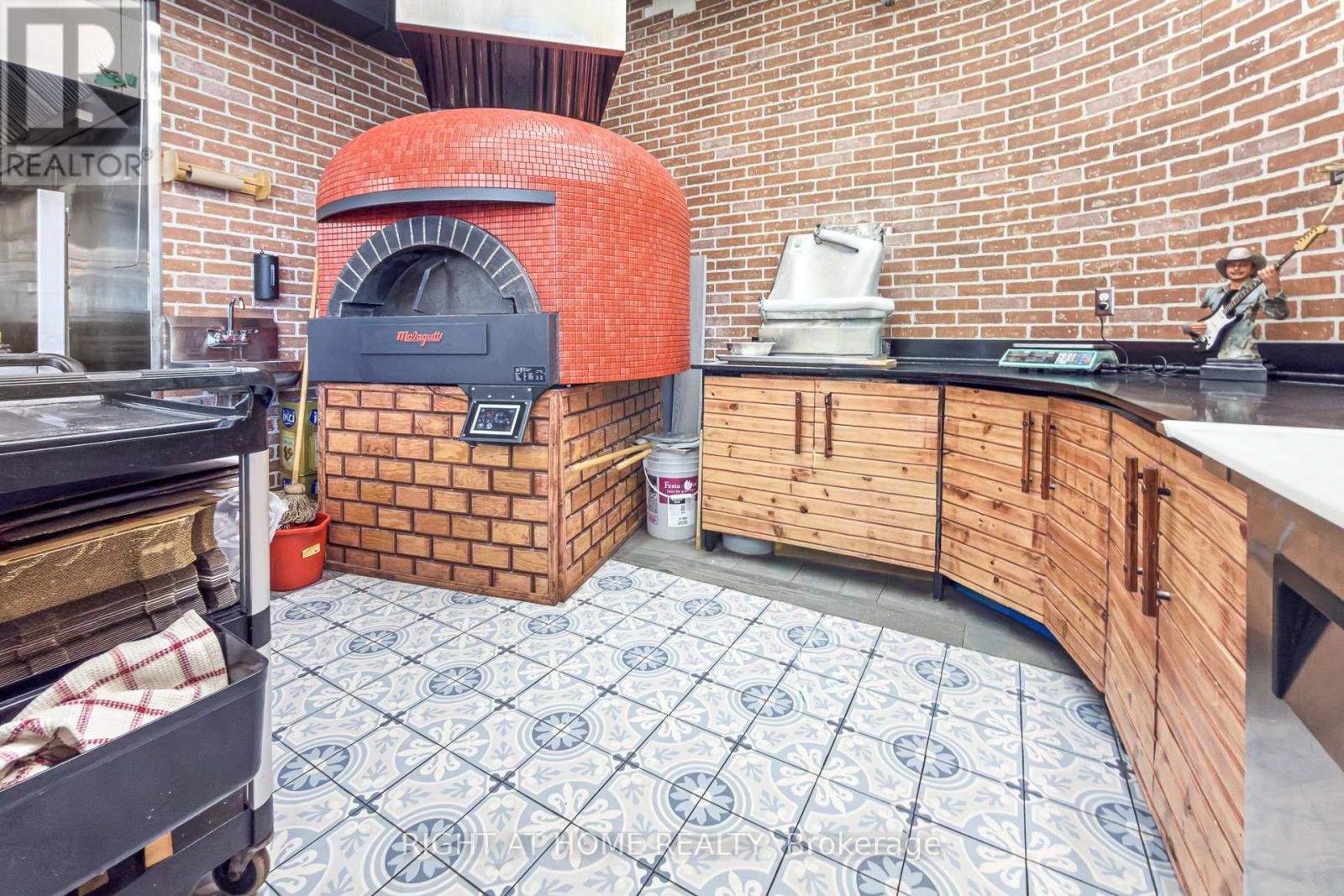 1 - 3350 Dufferin Street, Toronto, Ontario  M6A 3A4 - Photo 18 - W12645110