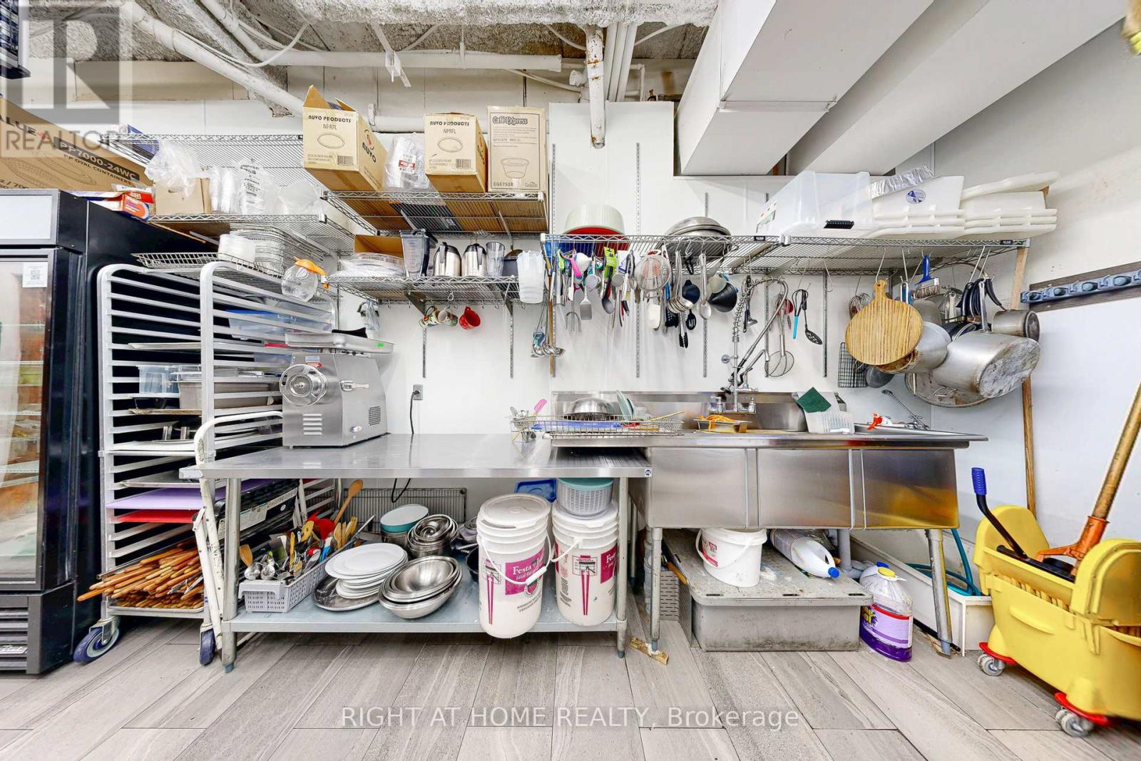 1 - 3350 Dufferin Street, Toronto, Ontario  M6A 3A4 - Photo 26 - W12645110