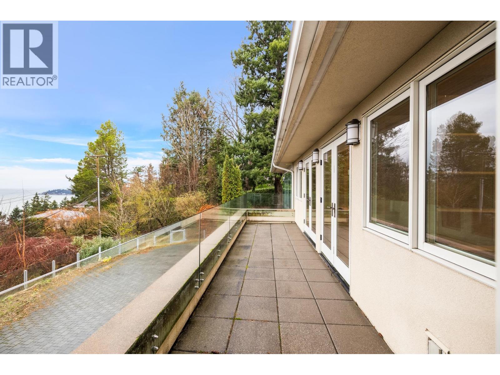 6220 Summit Avenue, West Vancouver, British Columbia  V7W 1Y2 - Photo 20 - R3074189