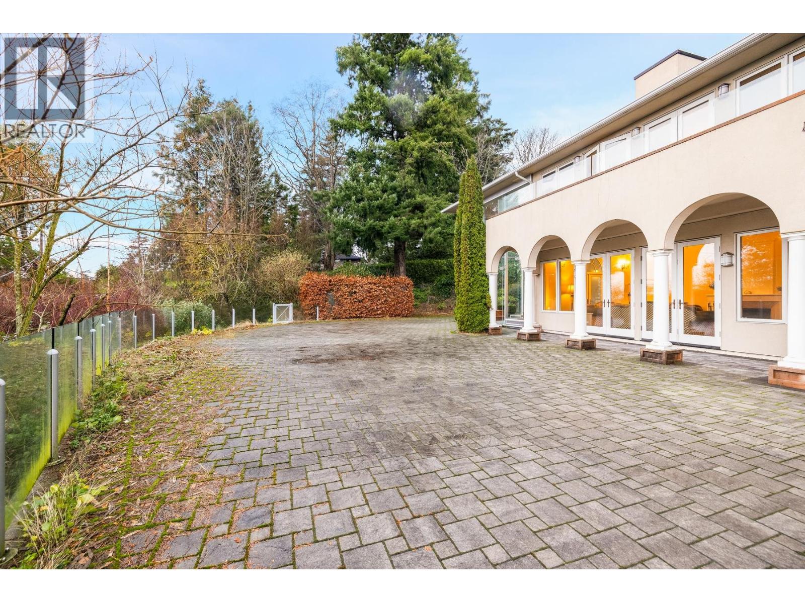 6220 Summit Avenue, West Vancouver, British Columbia  V7W 1Y2 - Photo 39 - R3074189