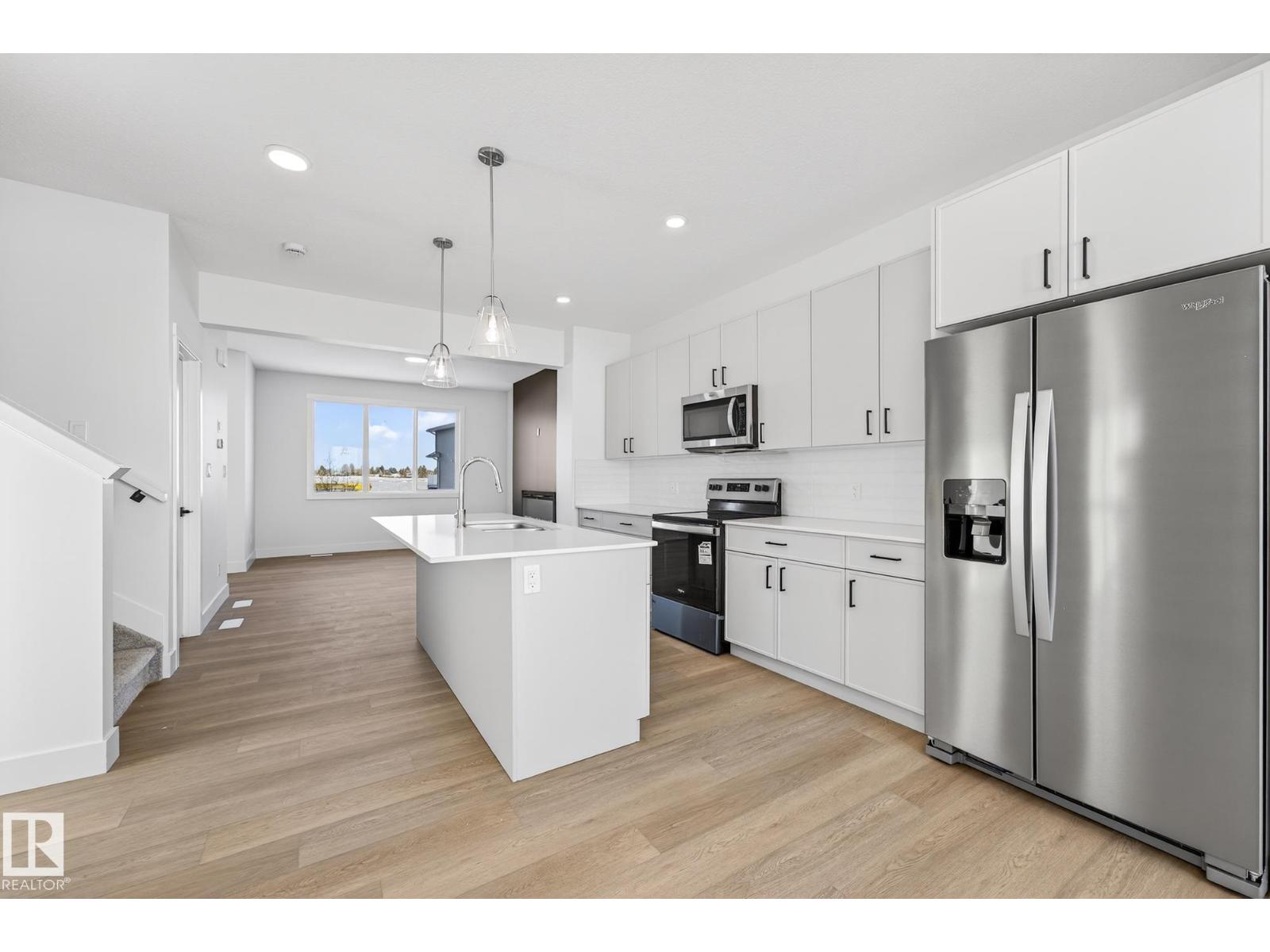 10241 92a Av, Morinville, Alberta  T8R 1A0 - Photo 13 - E4468483