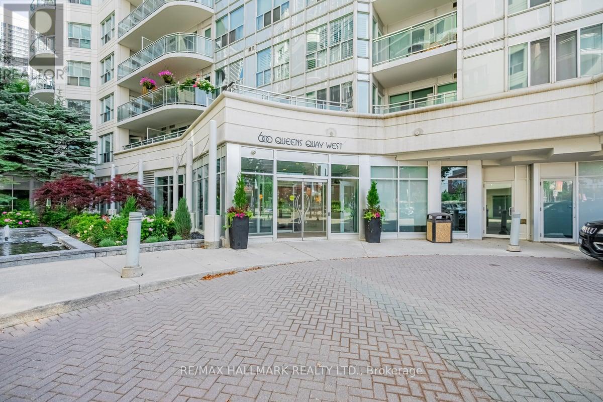 930 - 600 Queens Quay W, Toronto, Ontario  M5V 3M3 - Photo 2 - C12645128