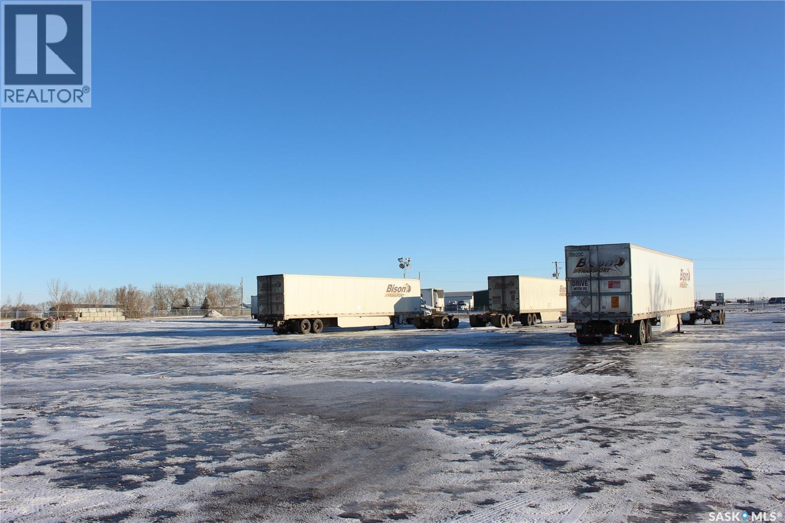 2020 Norwood Avenue, Moose Jaw, Saskatchewan  S6J 1E7 - Photo 8 - SK025804