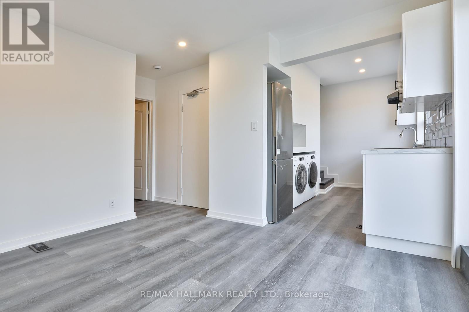Unit 2 - 499 St Clarens Avenue, Toronto, Ontario  M6H 3W4 - Photo 6 - W12645114