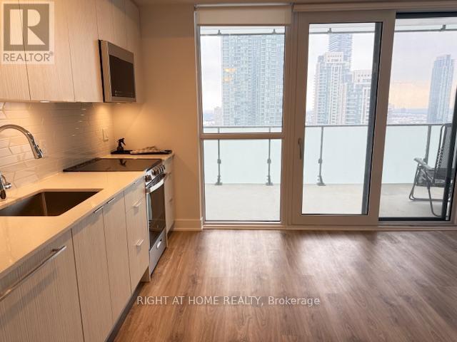 1804 - 430 Square One Drive, Mississauga, Ontario  L5B 0L6 - Photo 19 - W12645124