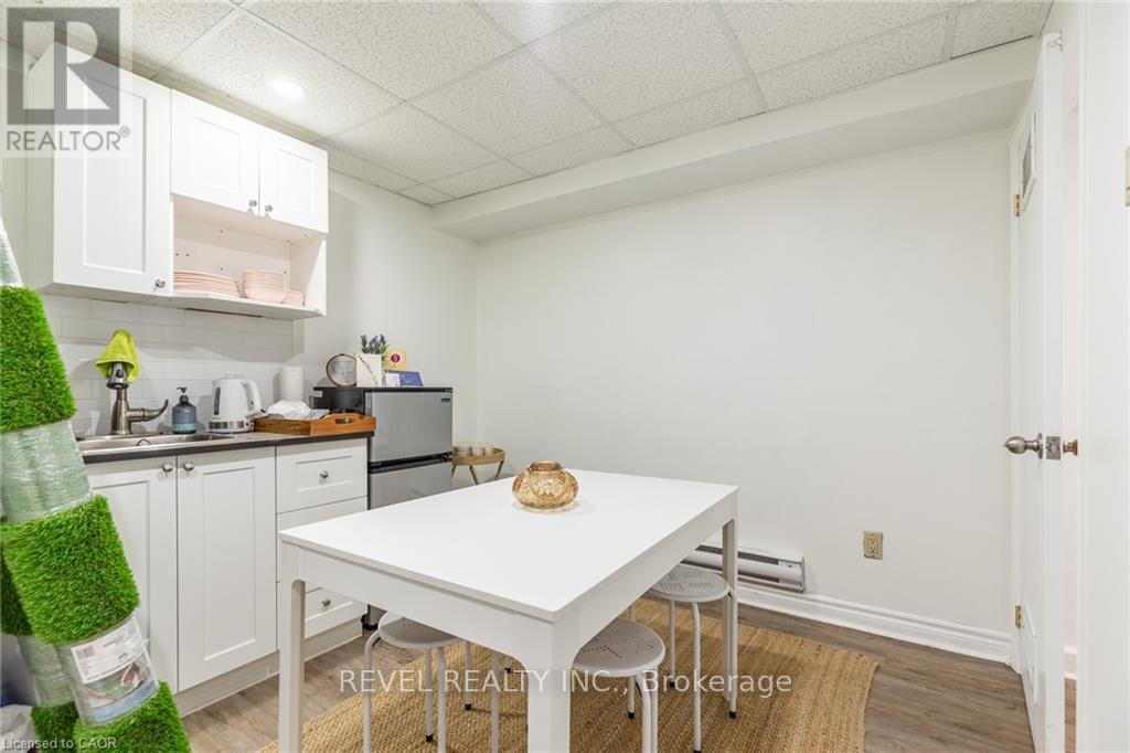 21 Bold Street, Hamilton, Ontario  L8P 1T3 - Photo 30 - X12645126