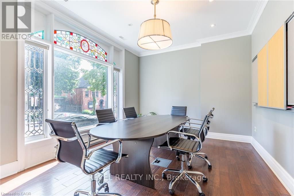 21 Bold Street, Hamilton, Ontario  L8P 1T3 - Photo 8 - X12645126