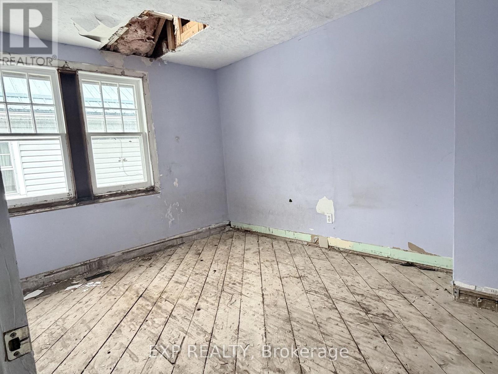 16 Nelson Street, Norfolk, Ontario  N3Y 3E3 - Photo 17 - X12644298