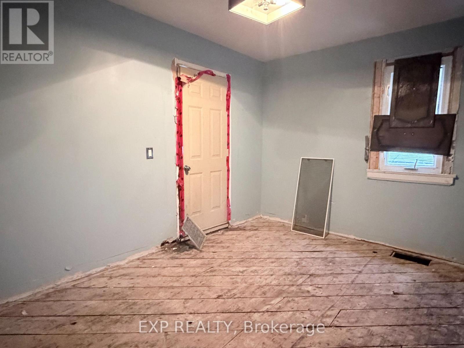 16 Nelson Street, Norfolk, Ontario  N3Y 3E3 - Photo 19 - X12644298