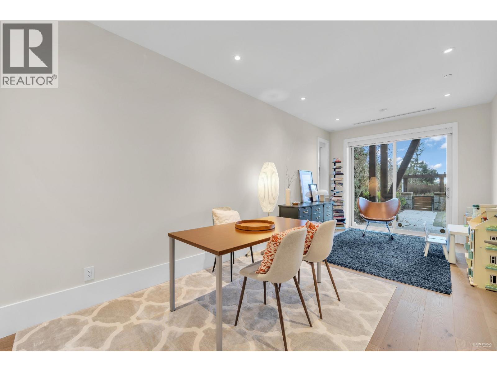 2821 Chippendale Road, Vancouver, British Columbia  V7S 0A7 - Photo 3 - R3074655