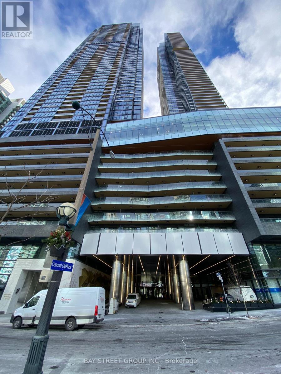 7807 - 3 Concord Cityplace Way, Toronto, Ontario  M5V 0X4 - Photo 2 - C12645134