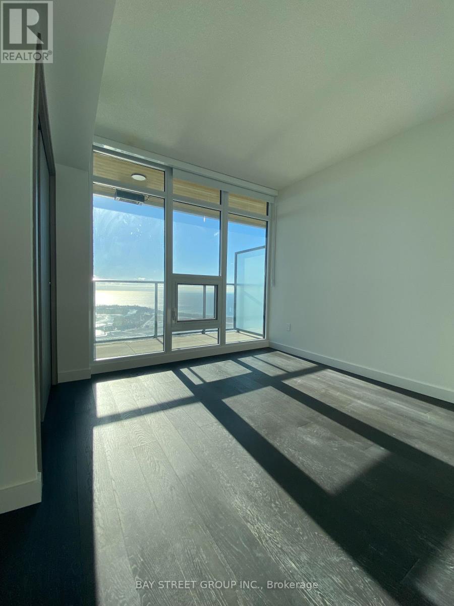 7807 - 3 Concord Cityplace Way, Toronto, Ontario  M5V 0X4 - Photo 8 - C12645134