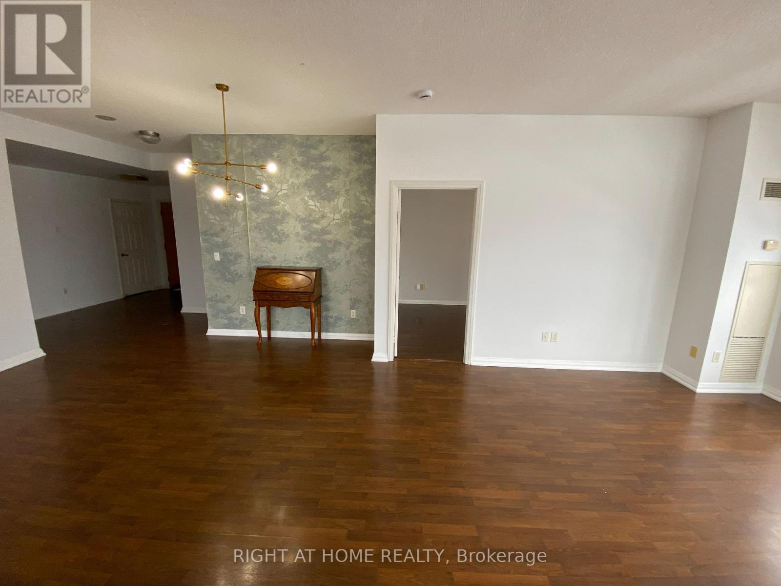 1904 - 220 Forum Drive, Mississauga, Ontario  L4Z 4K1 - Photo 10 - W12645140