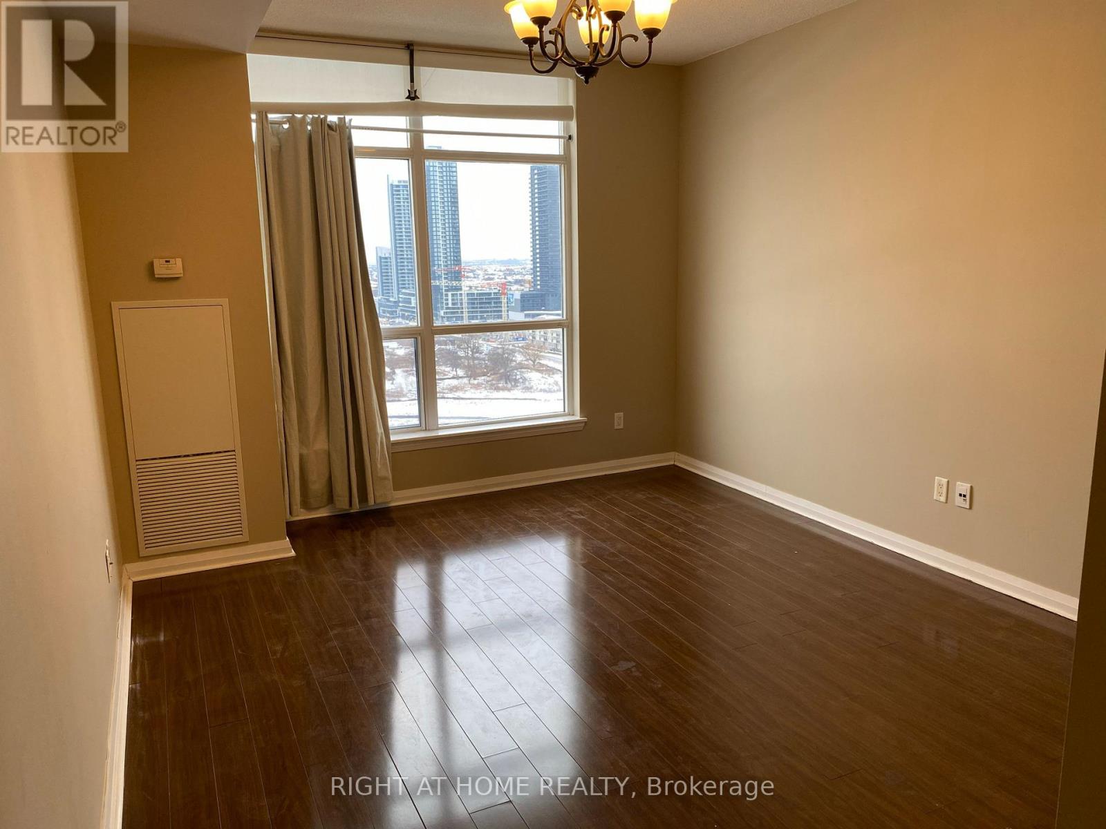 1904 - 220 Forum Drive, Mississauga, Ontario  L4Z 4K1 - Photo 12 - W12645140