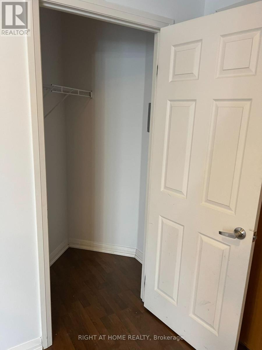 1904 - 220 Forum Drive, Mississauga, Ontario  L4Z 4K1 - Photo 4 - W12645140