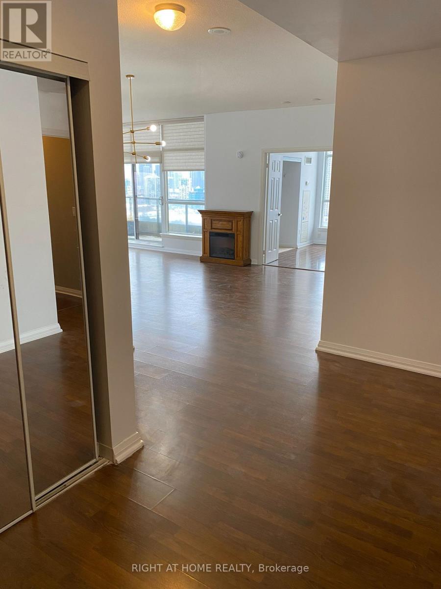 1904 - 220 Forum Drive, Mississauga, Ontario  L4Z 4K1 - Photo 6 - W12645140