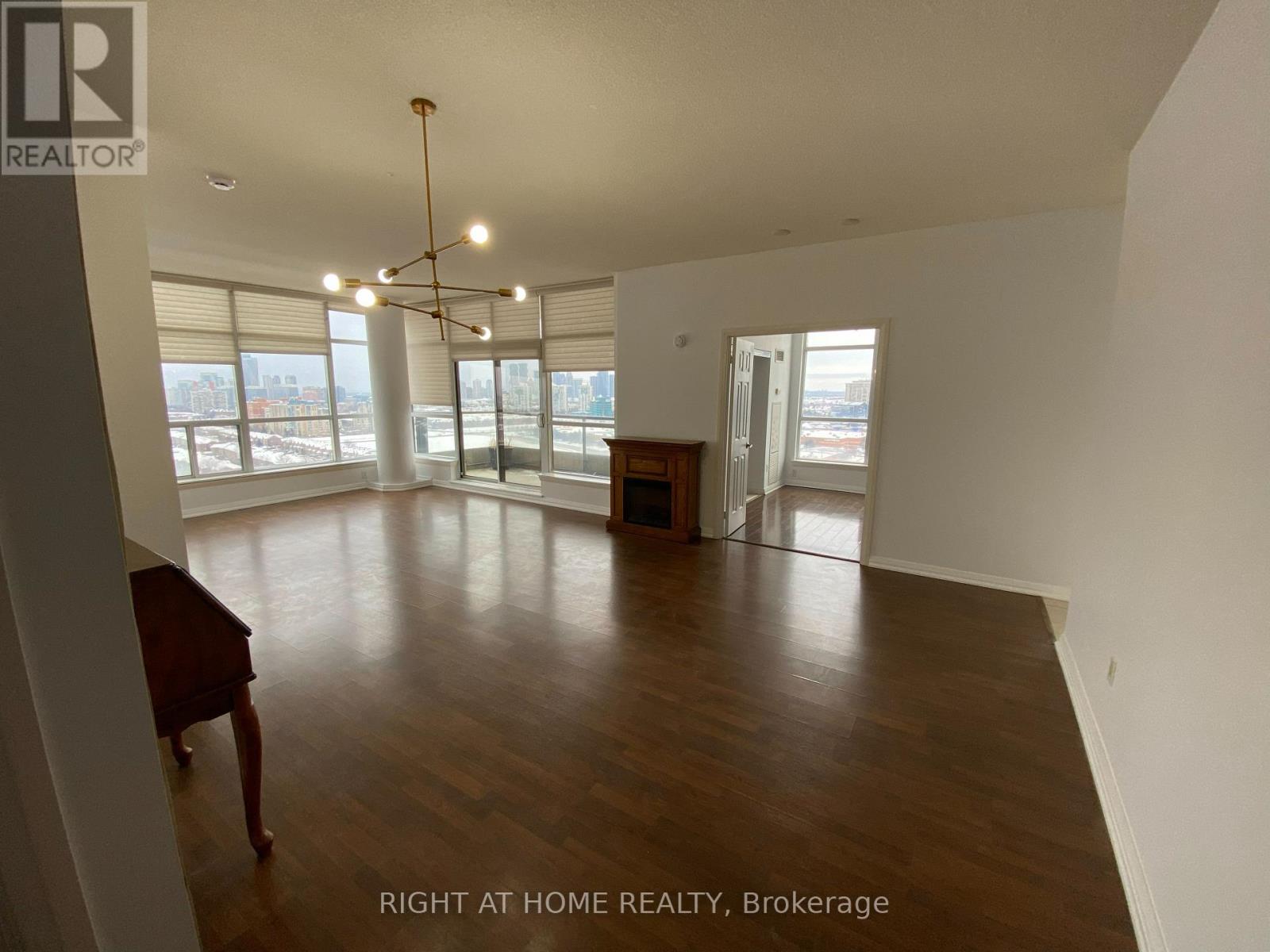 1904 - 220 Forum Drive, Mississauga, Ontario  L4Z 4K1 - Photo 9 - W12645140