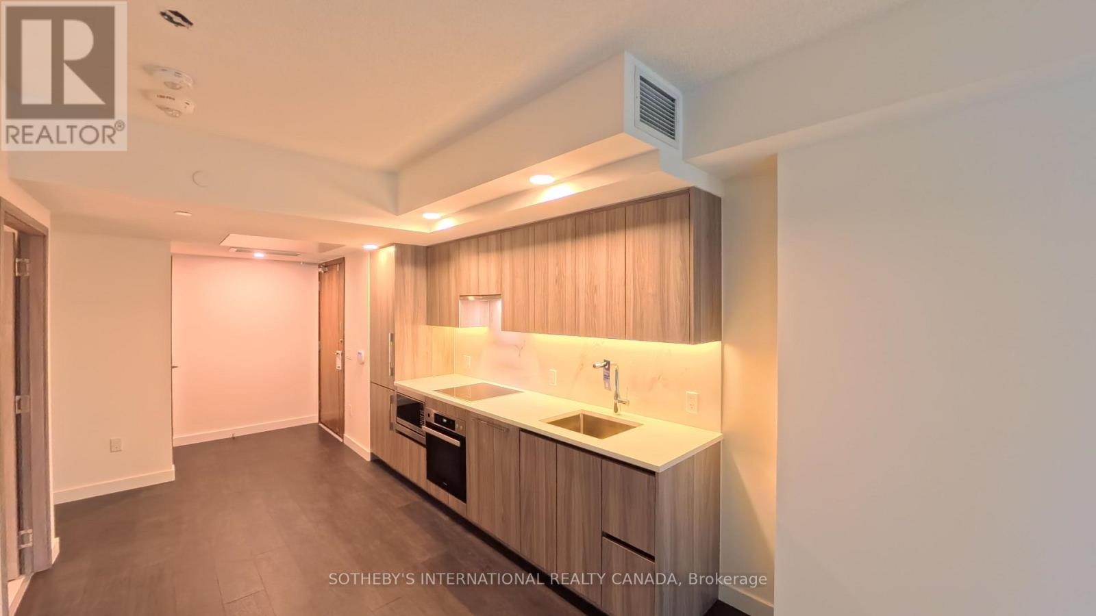 325 - 3 Concord Cityplace Way, Toronto, Ontario  M5V 0X4 - Photo 10 - C12645154