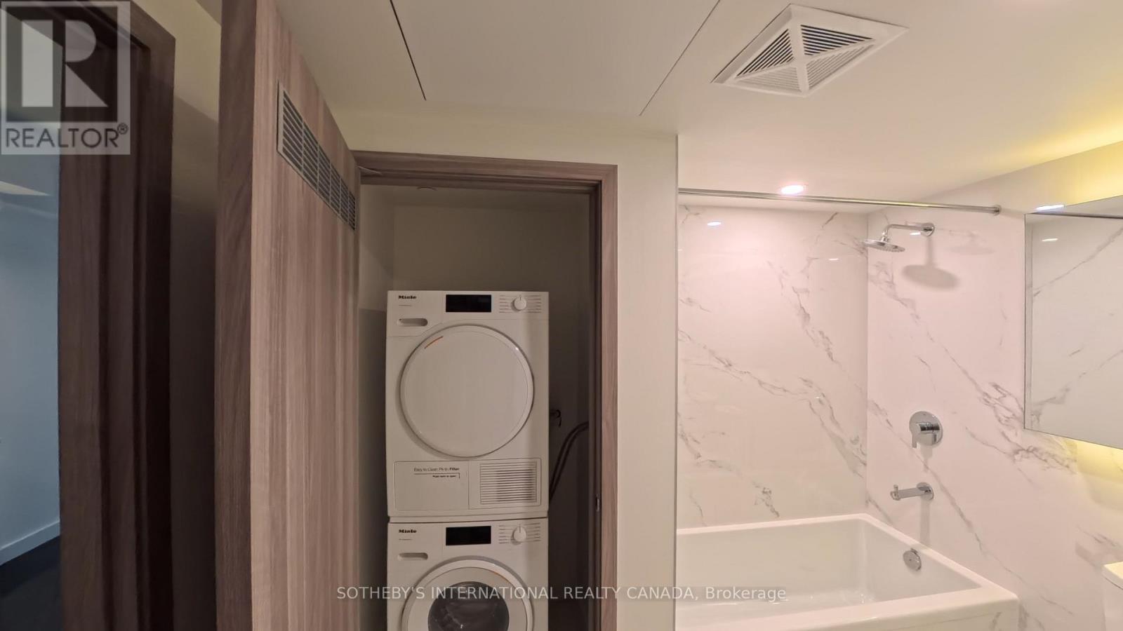 325 - 3 Concord Cityplace Way, Toronto, Ontario  M5V 0X4 - Photo 12 - C12645154