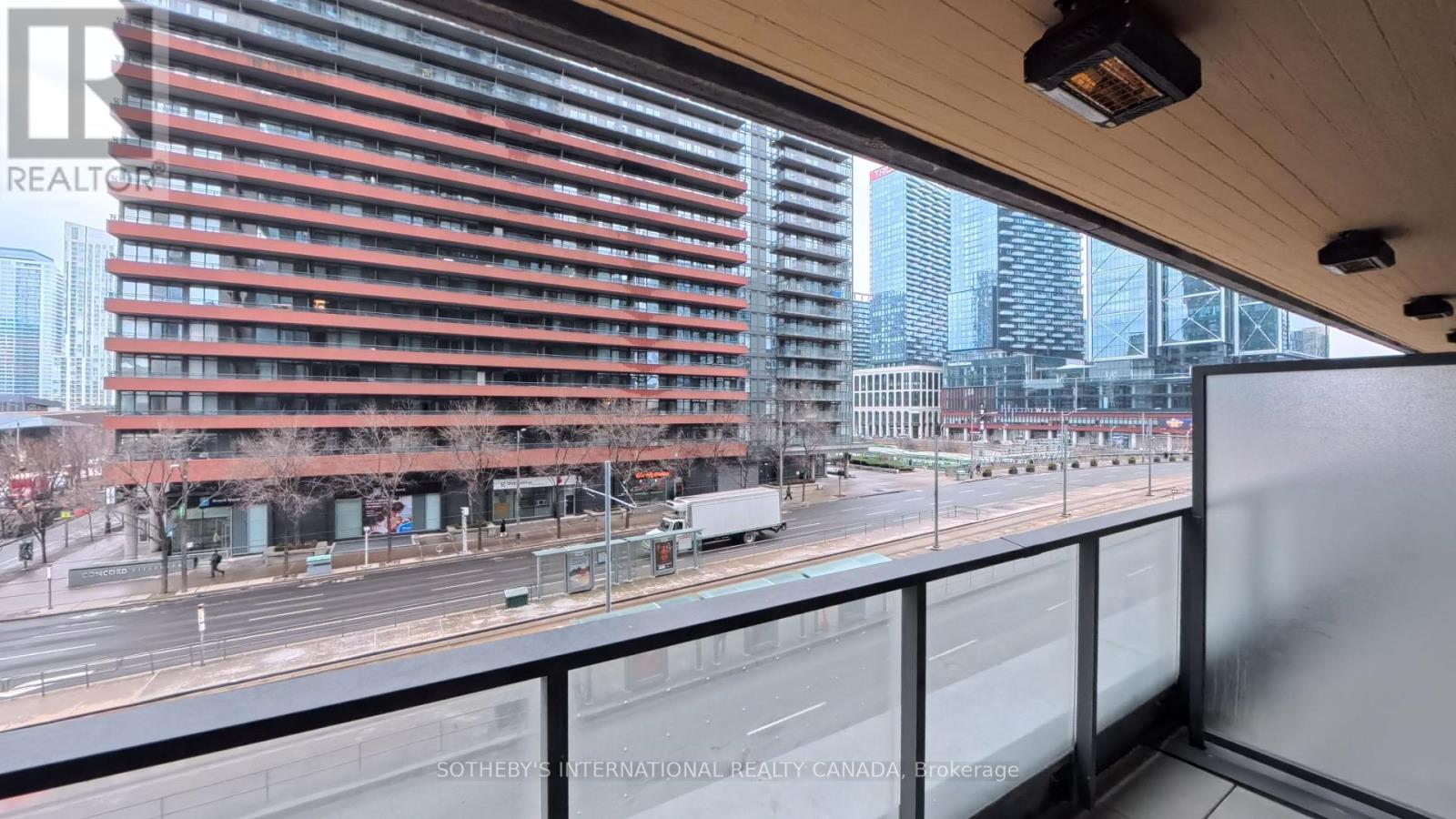 325 - 3 Concord Cityplace Way, Toronto, Ontario  M5V 0X4 - Photo 14 - C12645154