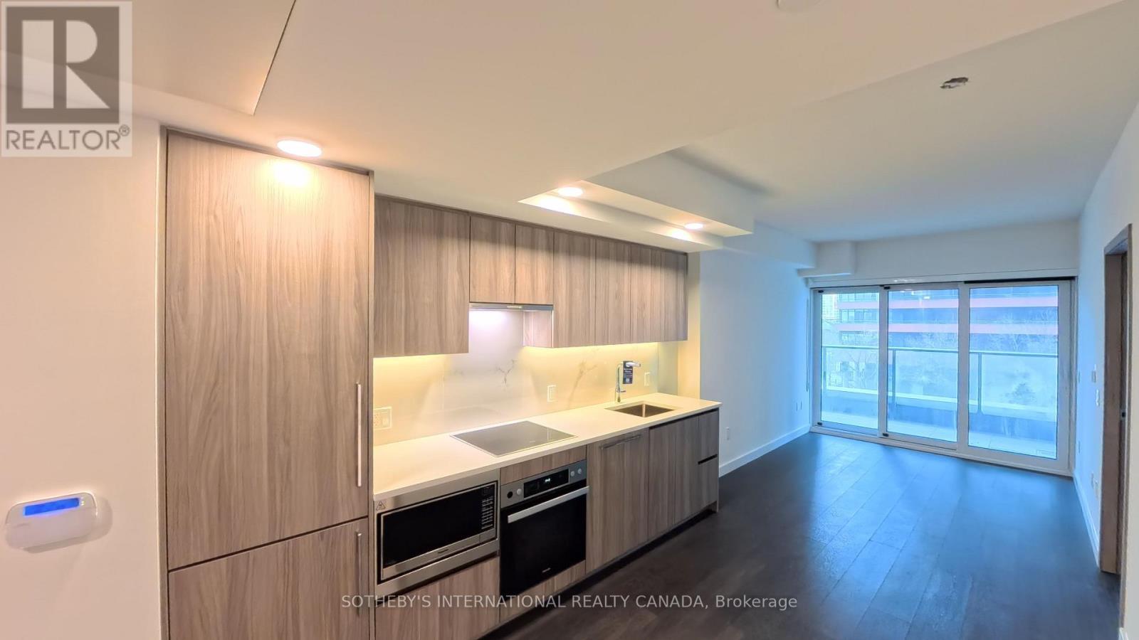 325 - 3 Concord Cityplace Way, Toronto, Ontario  M5V 0X4 - Photo 2 - C12645154