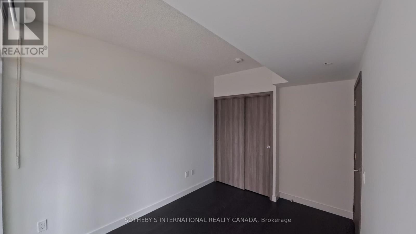 325 - 3 Concord Cityplace Way, Toronto, Ontario  M5V 0X4 - Photo 8 - C12645154