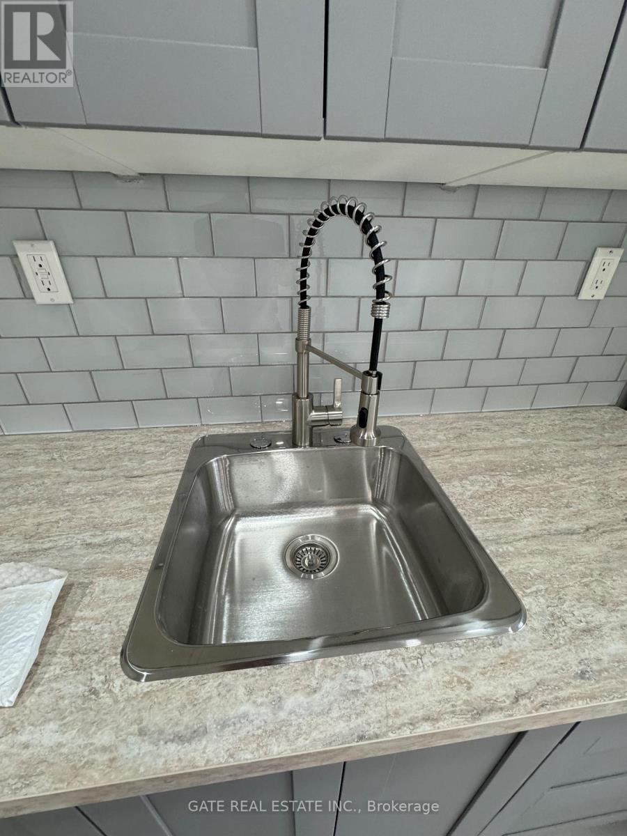 Unit 1 - 1219 Weston Road, Toronto, Ontario  M6M 4P7 - Photo 6 - W12641372