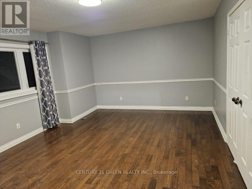 Main & 2nd Floor - 3299 Cactus Gate, Mississauga, Ontario  L5N 8A5 - Photo 10 - W12642982