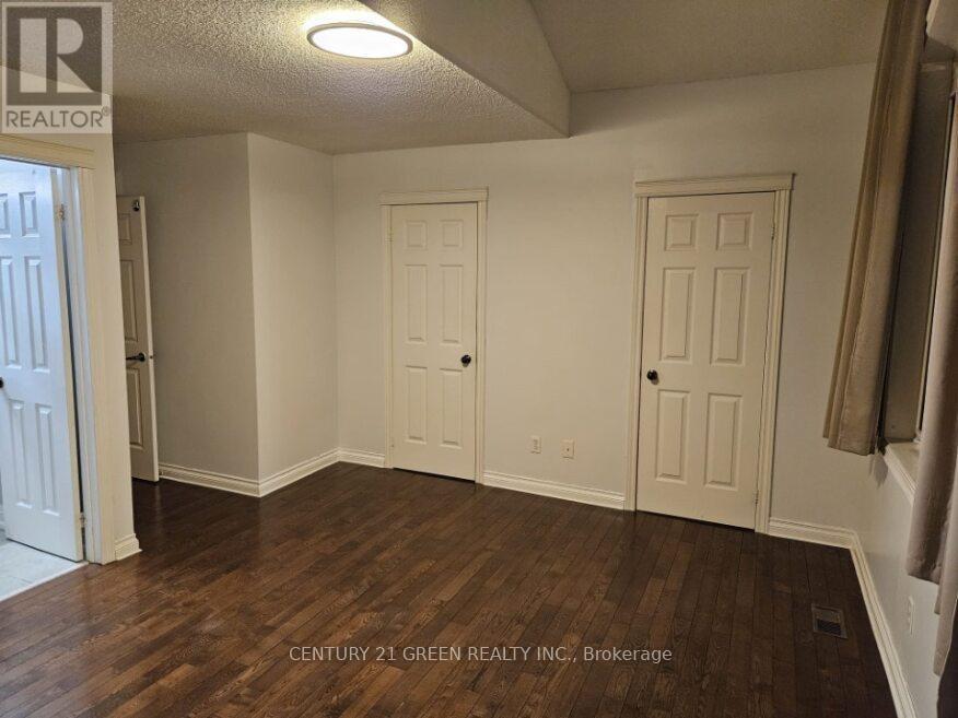 Main & 2nd Floor - 3299 Cactus Gate, Mississauga, Ontario  L5N 8A5 - Photo 17 - W12642982