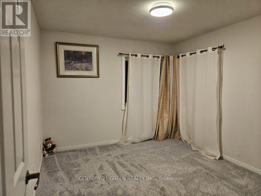 Main & 2nd Floor - 3299 Cactus Gate, Mississauga, Ontario  L5N 8A5 - Photo 30 - W12642982