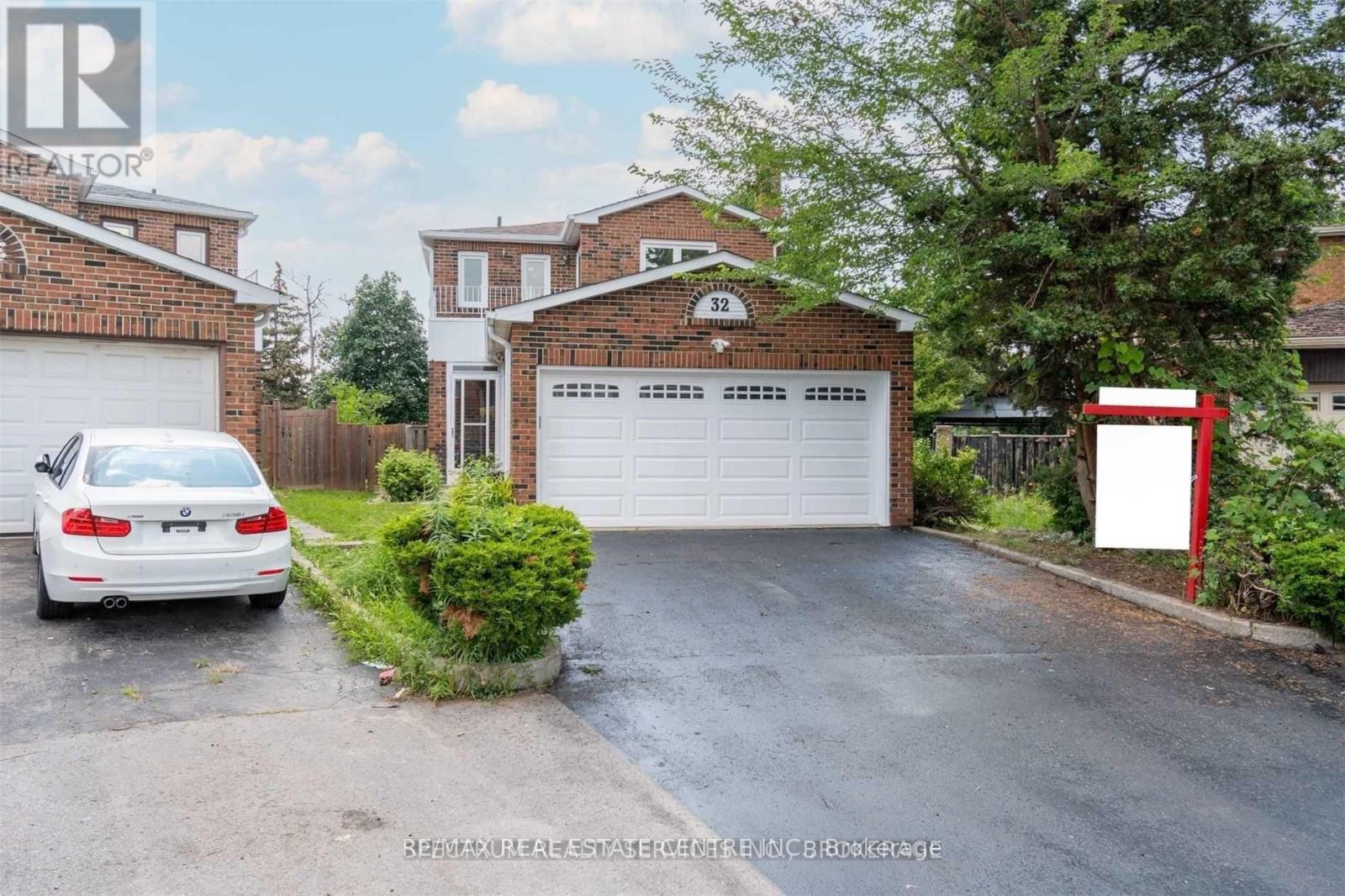 (UPPER) - 32 VERITY COURT, Brampton, Ontario