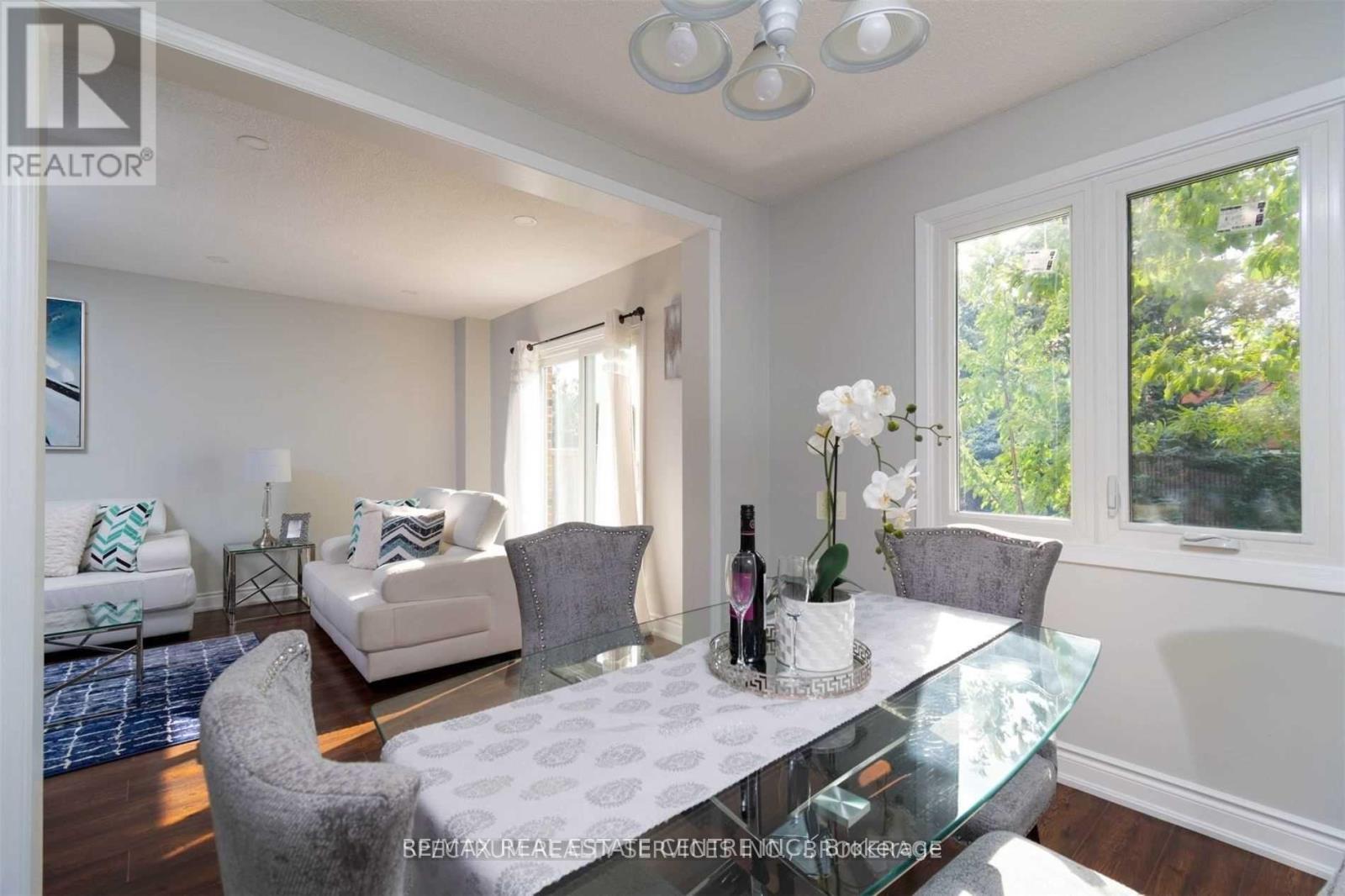 (Upper) - 32 Verity Court, Brampton, Ontario  L6Y 2L7 - Photo 5 - W12645150