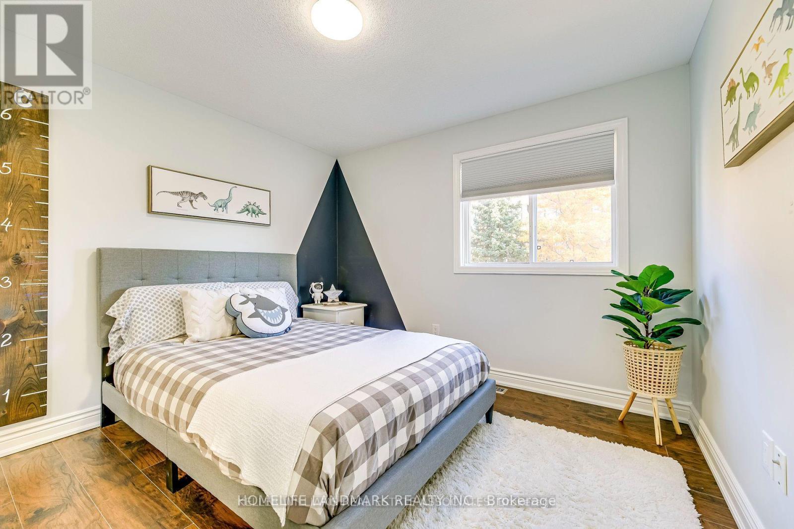 1201 Lindsay Drive, Oakville, Ontario  L6M 3B8 - Photo 11 - W12645152