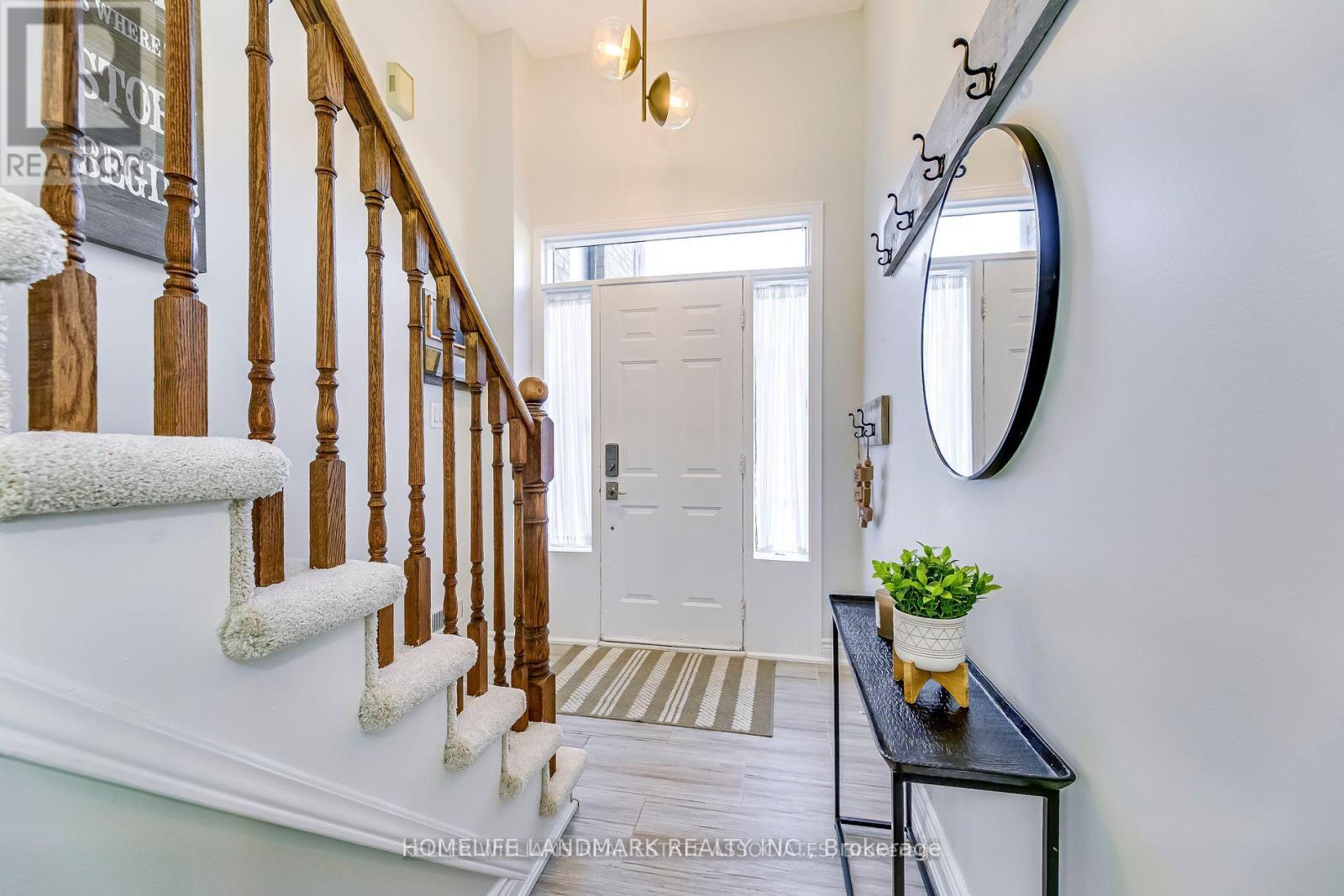 1201 Lindsay Drive, Oakville, Ontario  L6M 3B8 - Photo 14 - W12645152