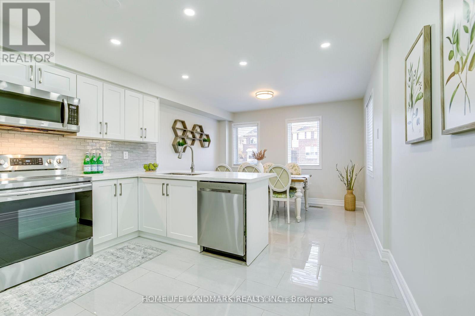 1201 Lindsay Drive, Oakville, Ontario  L6M 3B8 - Photo 6 - W12645152