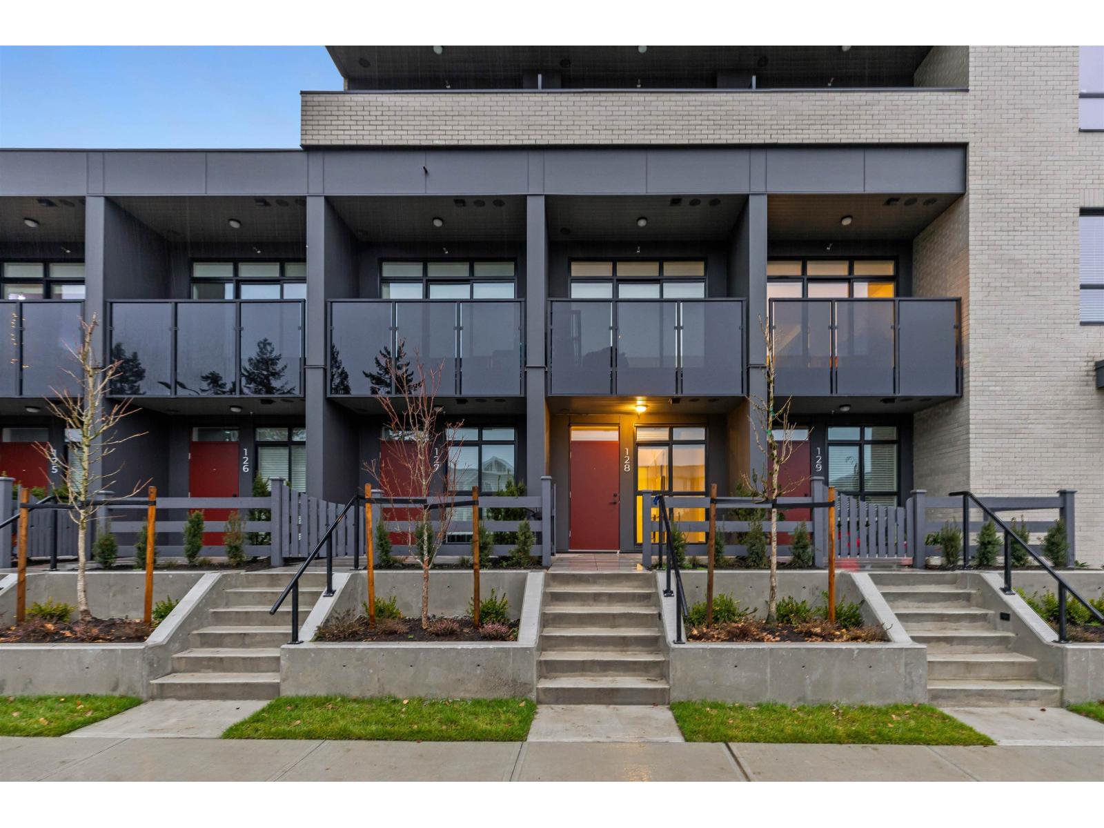 128 8509 158 STREET, Surrey, British Columbia