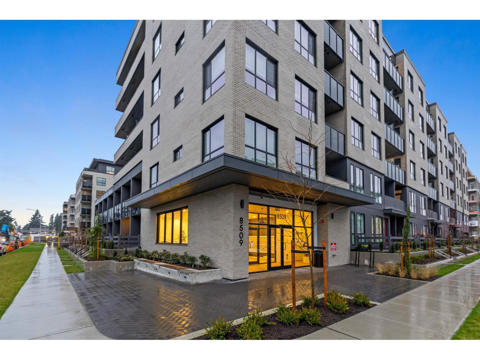 128 8509 158 Street, Surrey, British Columbia  V4N 6Y6 - Photo 3 - R3073812