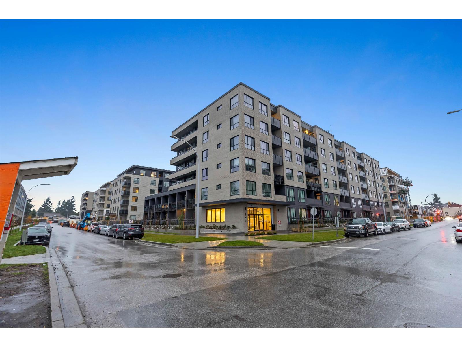 128 8509 158 Street, Surrey, British Columbia  V4N 6Y6 - Photo 4 - R3073812