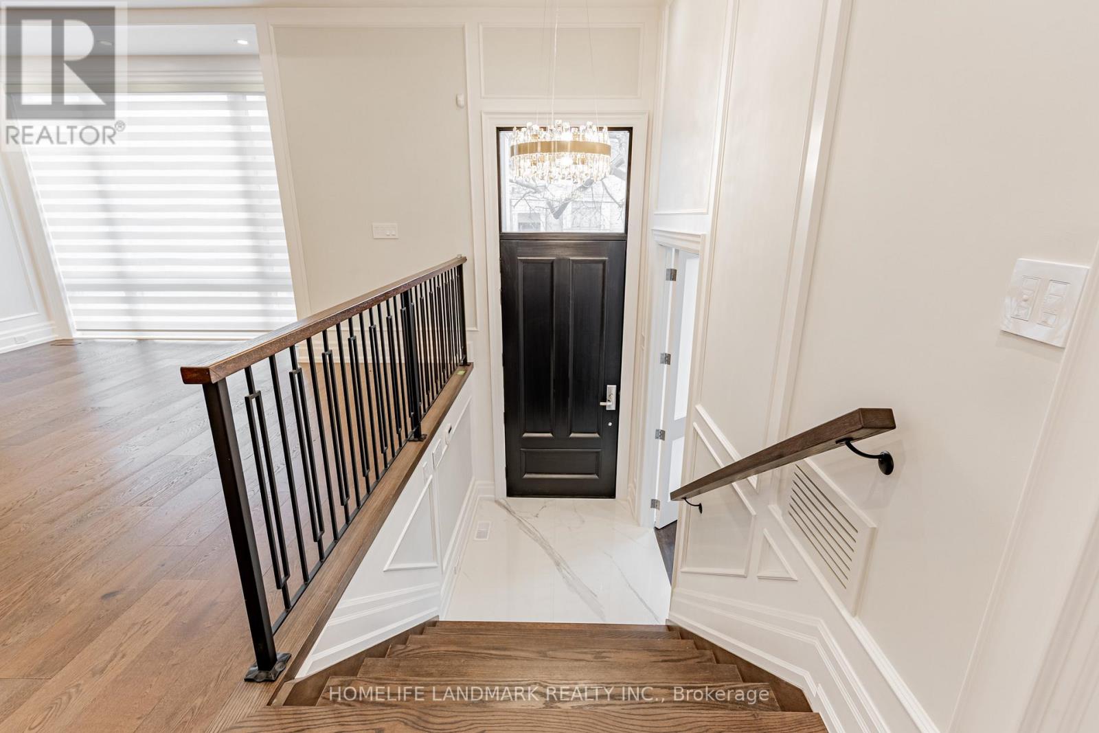 198 Empress Avenue, Toronto, Ontario  M2N 3T8 - Photo 5 - C12645170