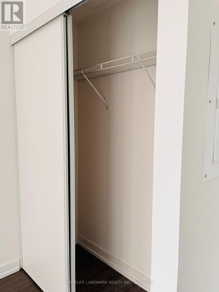 814 - 20 Edward Street, Toronto, Ontario  M5G 0C5 - Photo 8 - C12510346