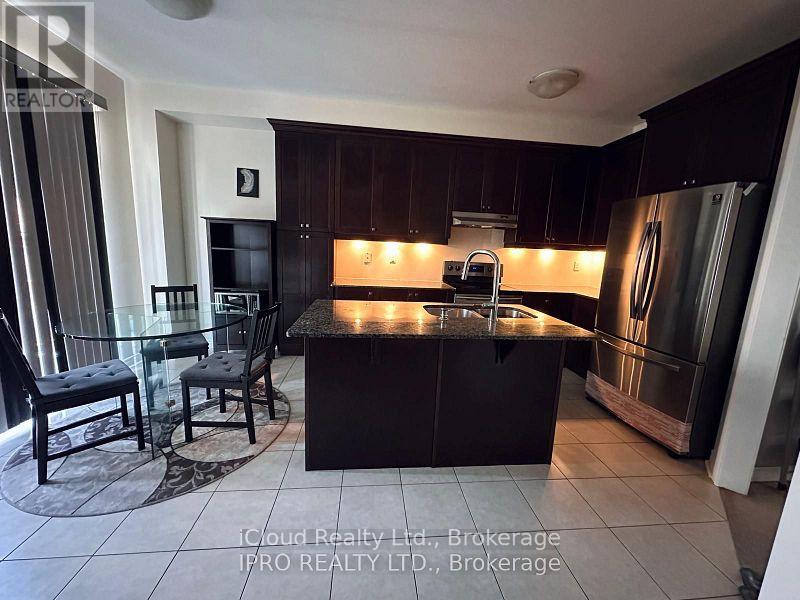 (Upper) - 15 Baby Pointe Trail, Brampton, Ontario  L7A 0W1 - Photo 8 - W12628612