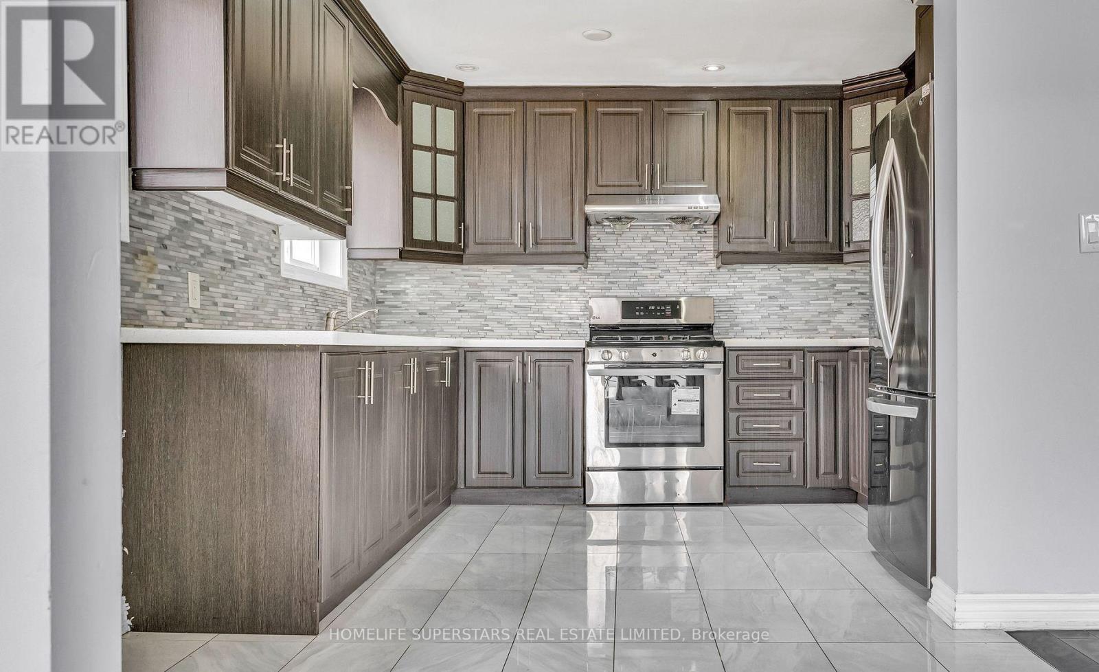 Upper Level - 3716 Teeswater Road, Mississauga, Ontario  L4T 2A4 - Photo 6 - W12645180