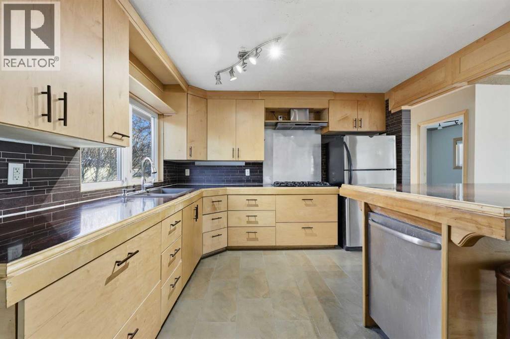 2240 38 Street Se, Calgary, Alberta  T2B 0Z8 - Photo 17 - A2275079