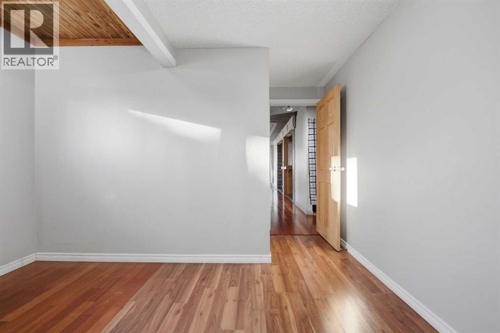 2240 38 Street Se, Calgary, Alberta  T2B 0Z8 - Photo 24 - A2275079