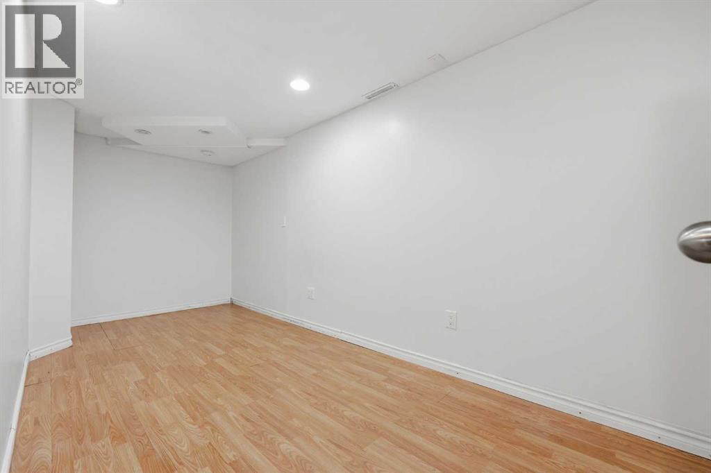 2240 38 Street Se, Calgary, Alberta  T2B 0Z8 - Photo 30 - A2275079