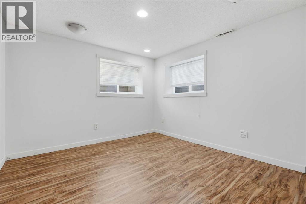 2240 38 Street Se, Calgary, Alberta  T2B 0Z8 - Photo 36 - A2275079